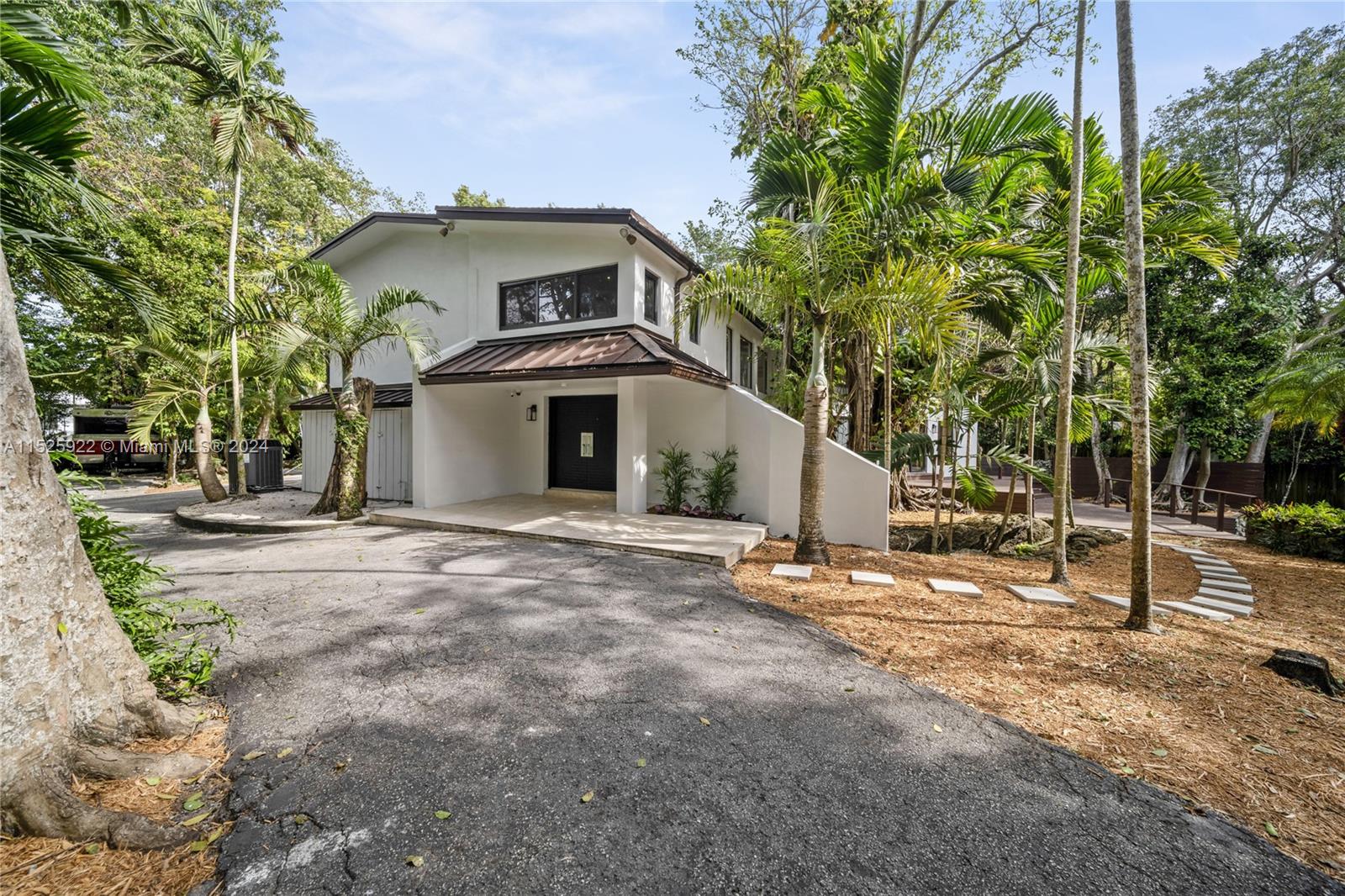 Property for Sale at 6525 Sw 133rd Dr, Pinecrest, Miami-Dade County, Florida - Bedrooms: 4 
Bathrooms: 3  - $2,690,000