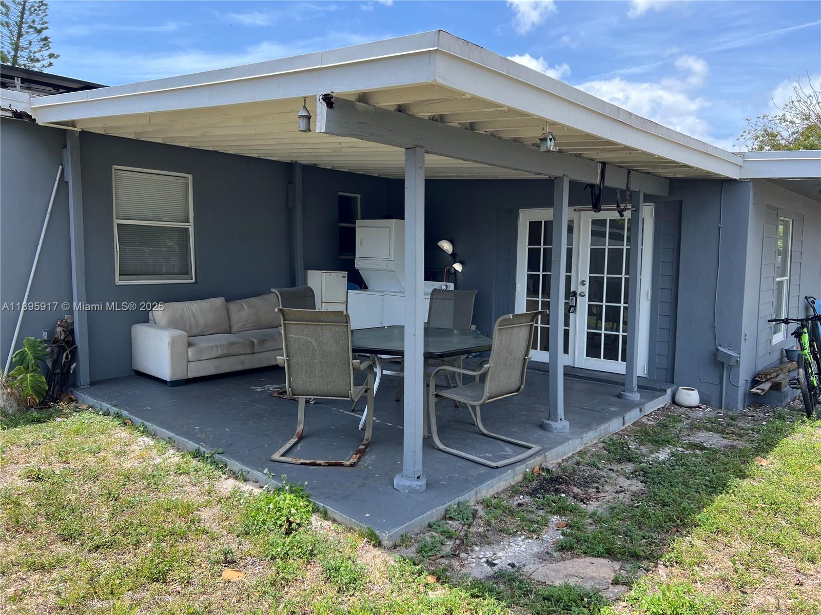 View photos, virtual tours, details... 1885 NE 53rd St