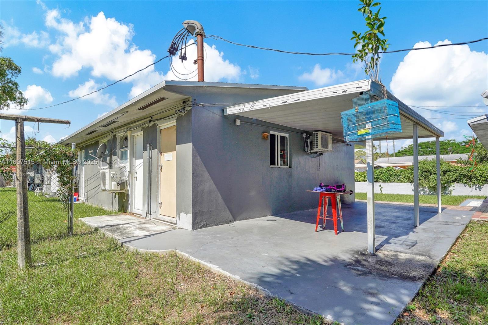 PHOENIX PARK SUB - Residential Lease