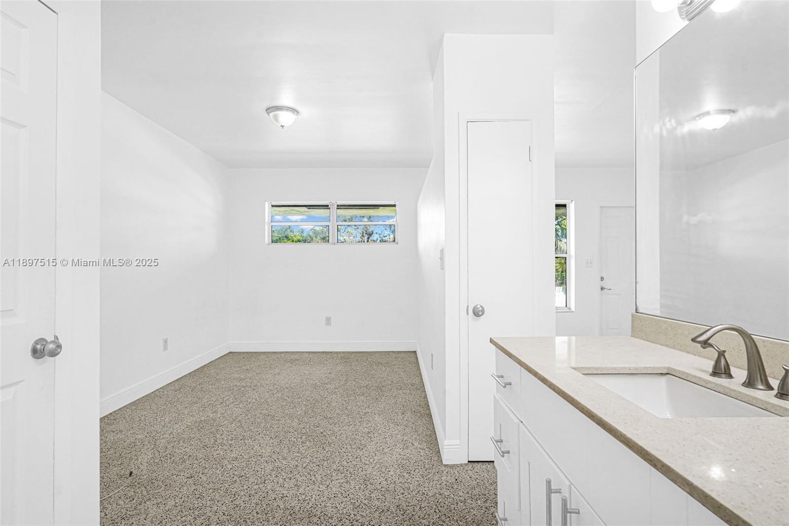 PHOENIX PARK SUB - Residential Lease