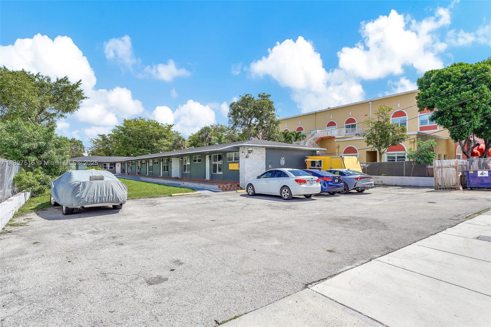 PHOENIX PARK SUB - Residential Lease