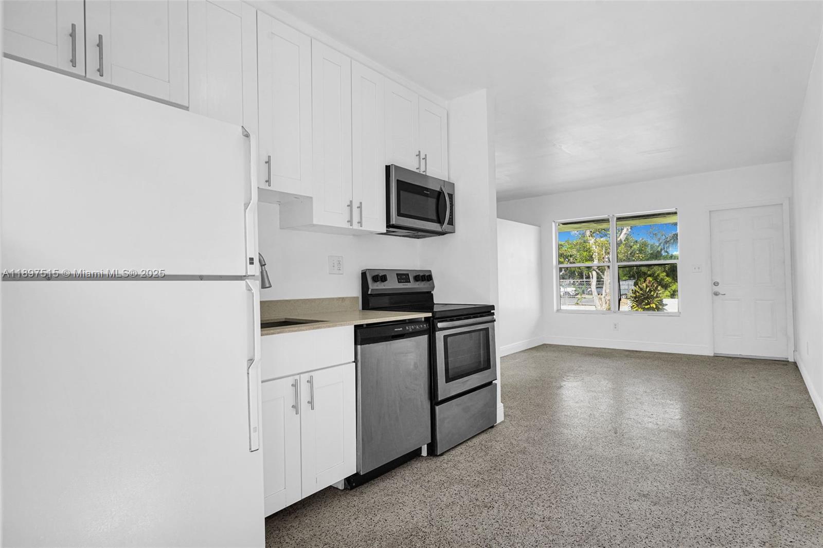 PHOENIX PARK SUB - Residential Lease
