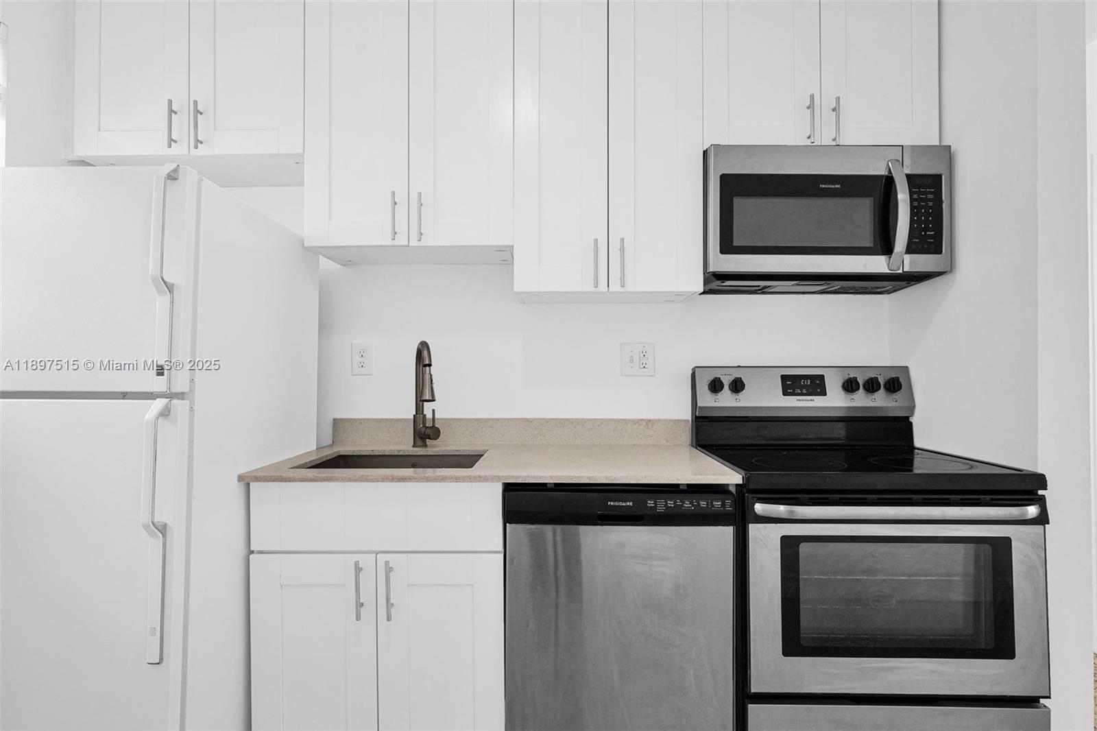 PHOENIX PARK SUB - Residential Lease