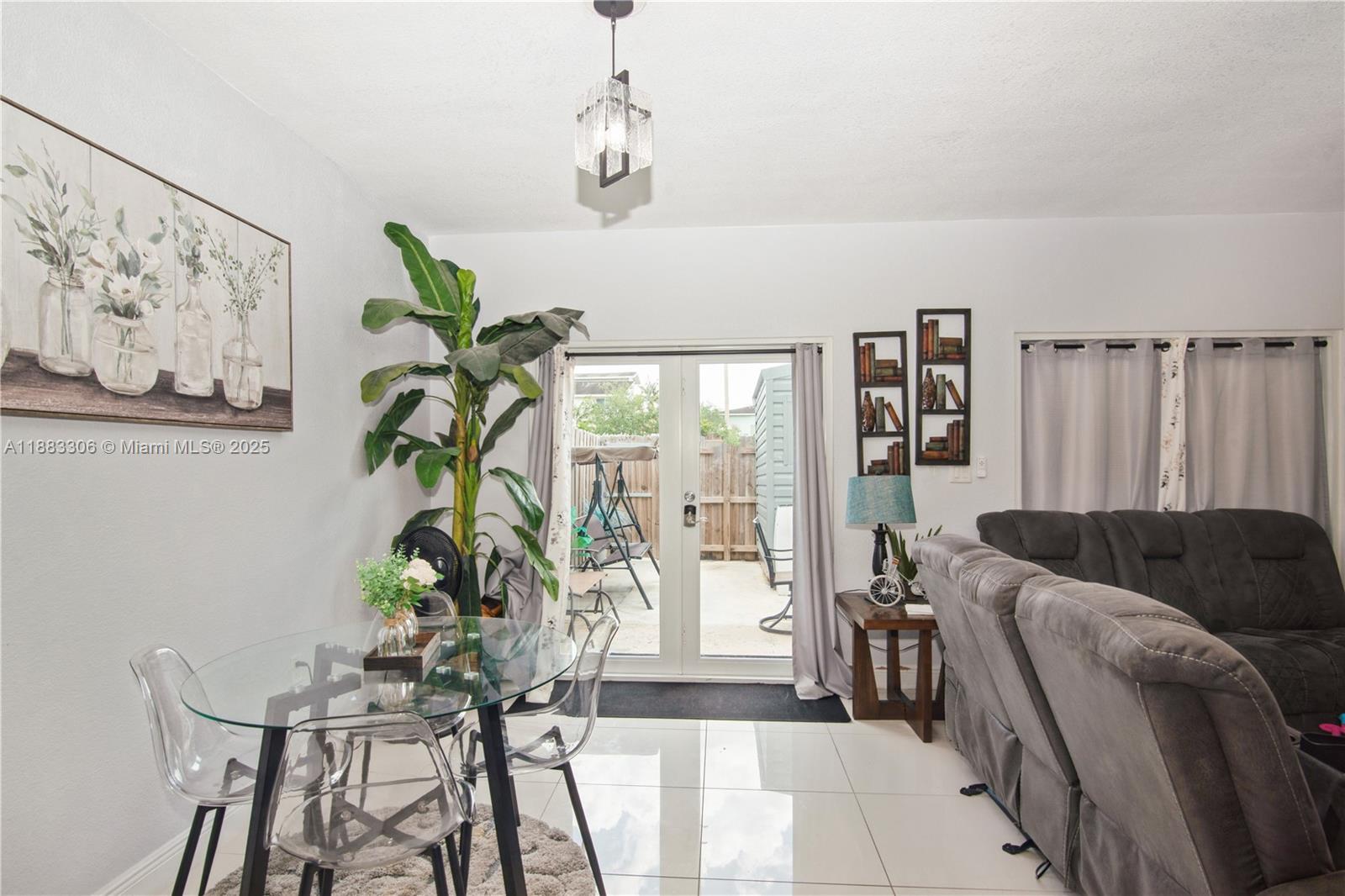 MAGNOLIA LANDING - Residential