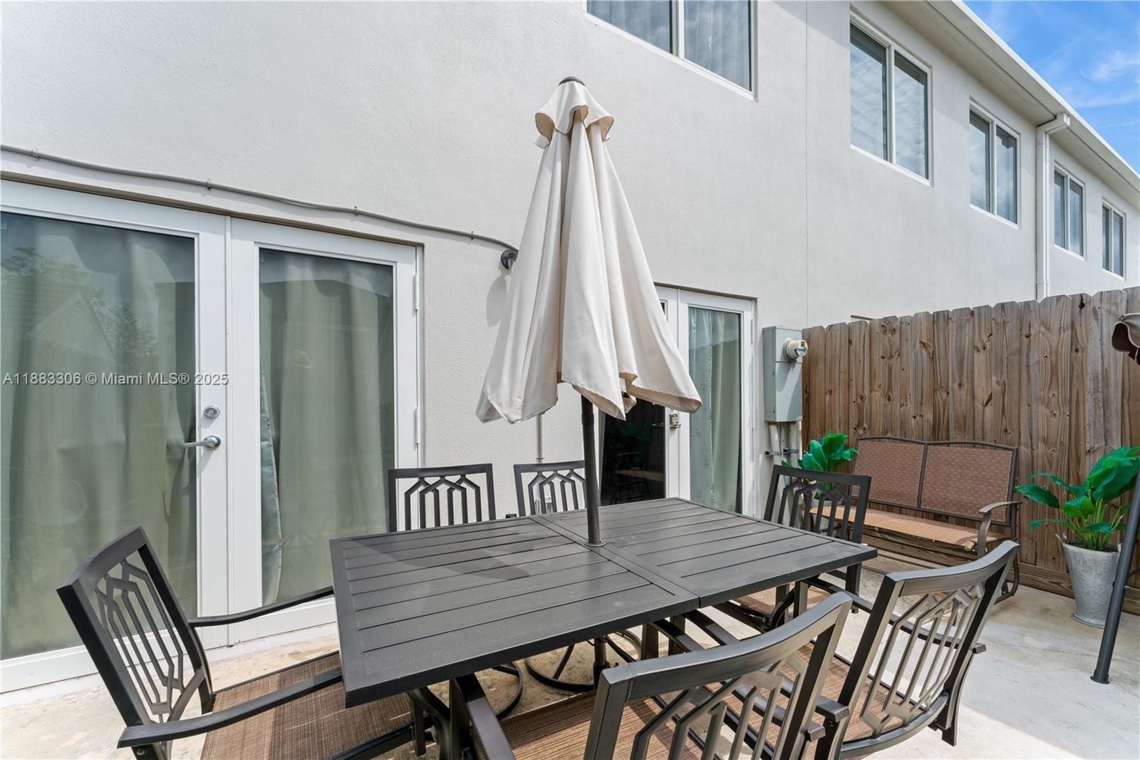 MAGNOLIA LANDING - Residential