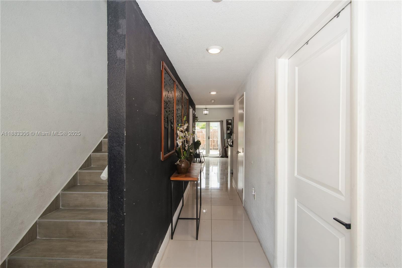 MAGNOLIA LANDING - Residential