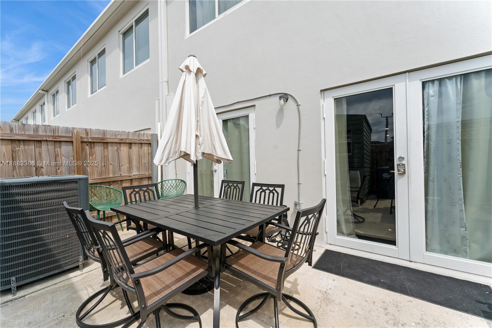 MAGNOLIA LANDING - Residential