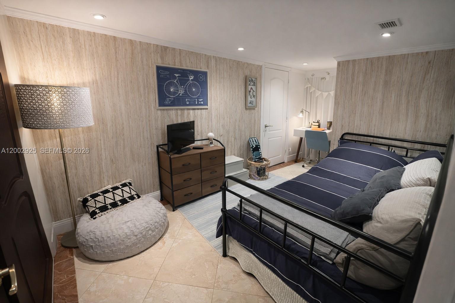 141 Crandon Blvd 331