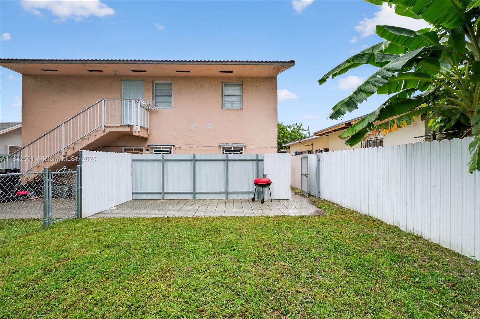 4782 NW Flagler Ter 1