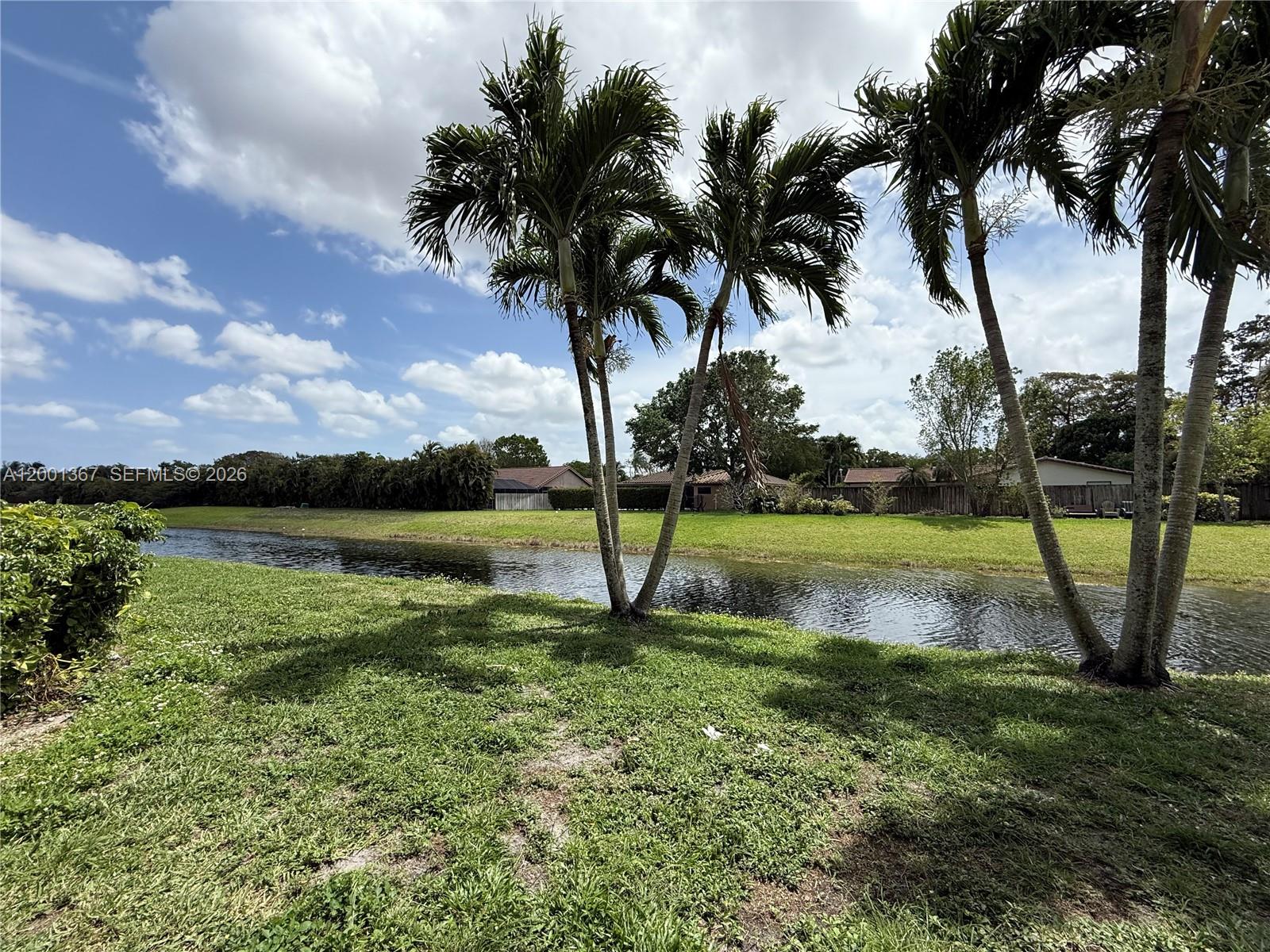 GRENADIER GARDENS - Residential Lease