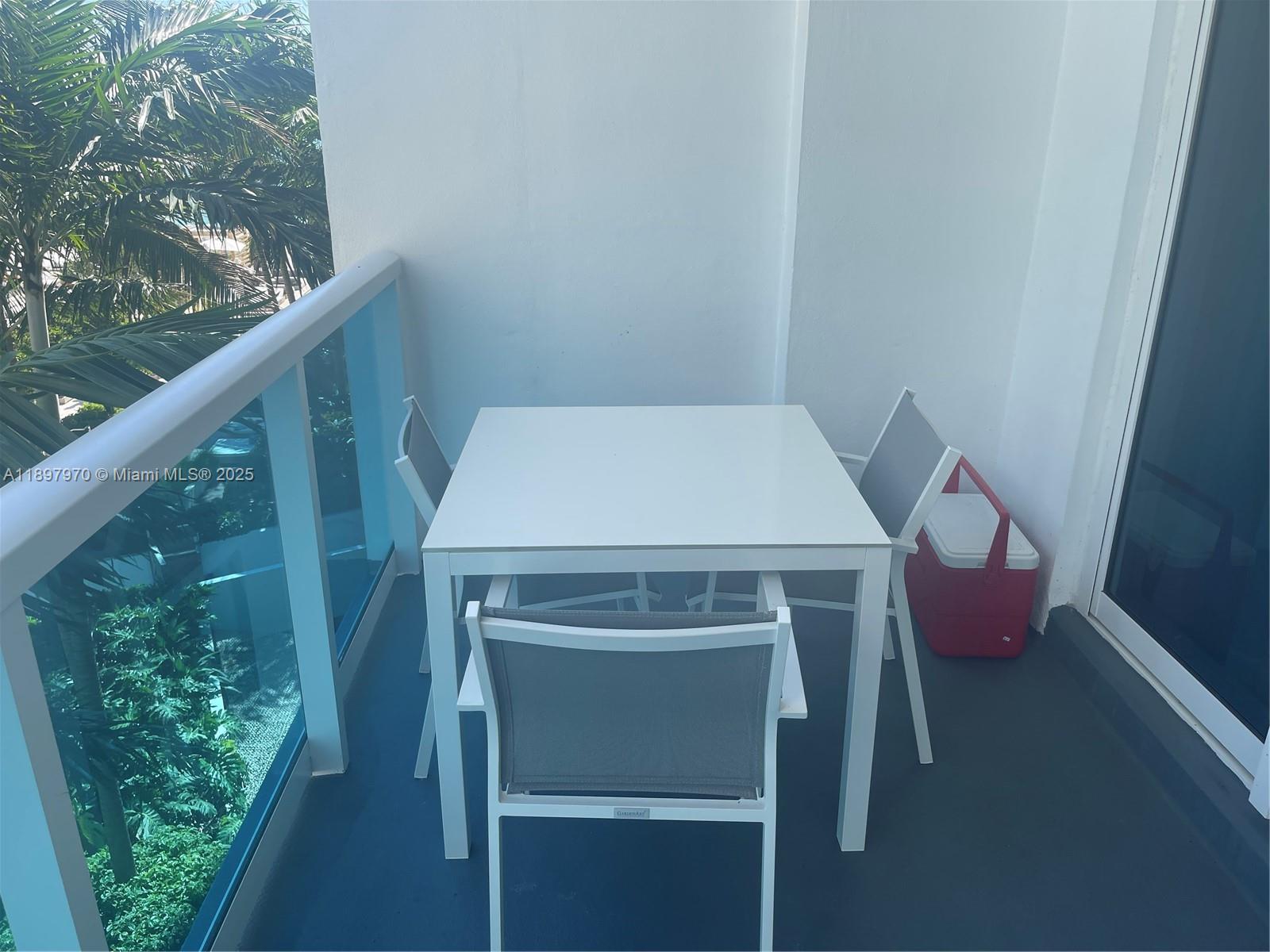 RONEY PALACE CONDO - Residential Lease