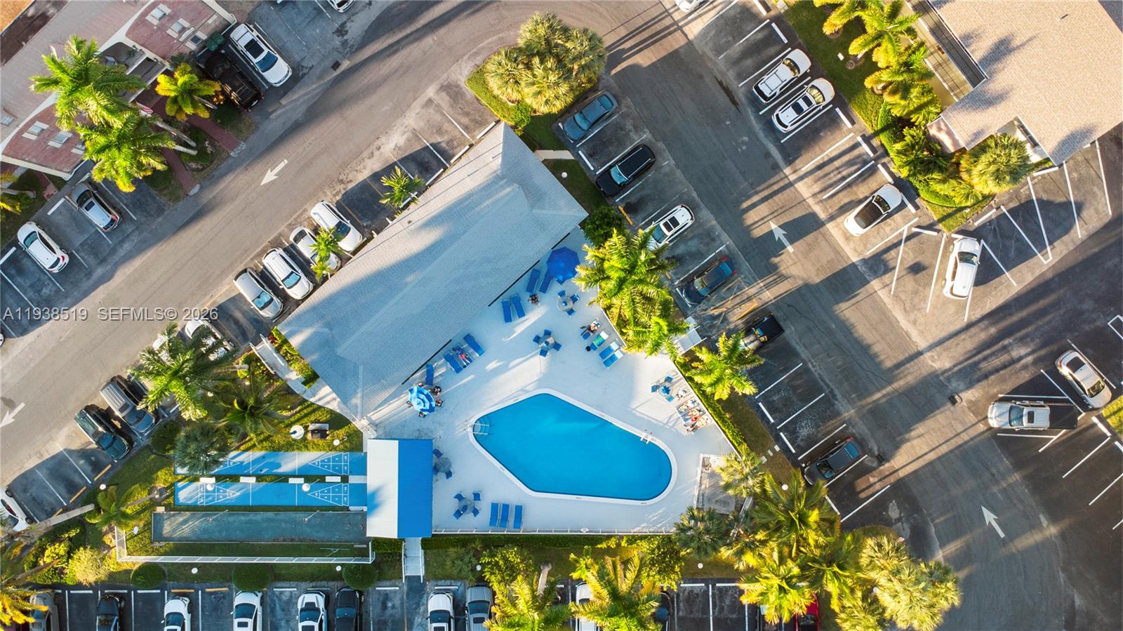 ISLE OF PARADISE CO-OP F - Residential