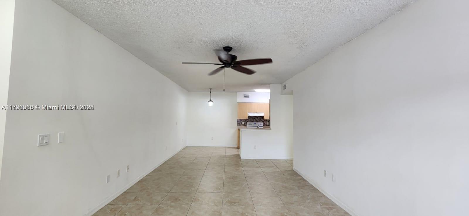 10342 S Fox Trail Rd S 1401