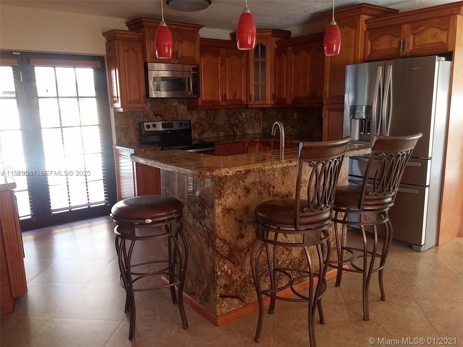 PALM SPRINGS NORTH SEC C - Residential Lease