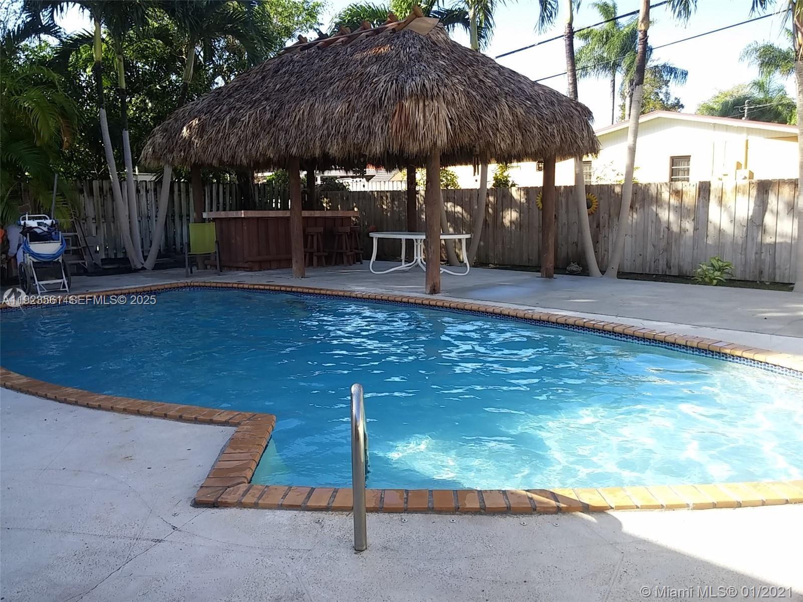 PALM SPRINGS NORTH SEC C - Residential Lease