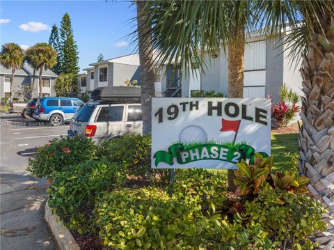 2801 Sand Trap Ln 1C Melbourne FL 32935