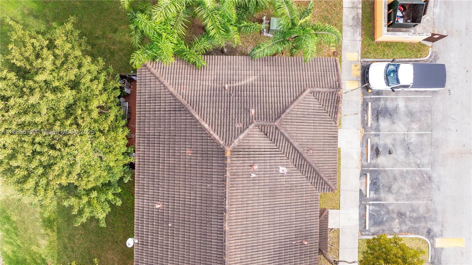 SHOMA TOWNHOMES AT KEYSCO - Residential