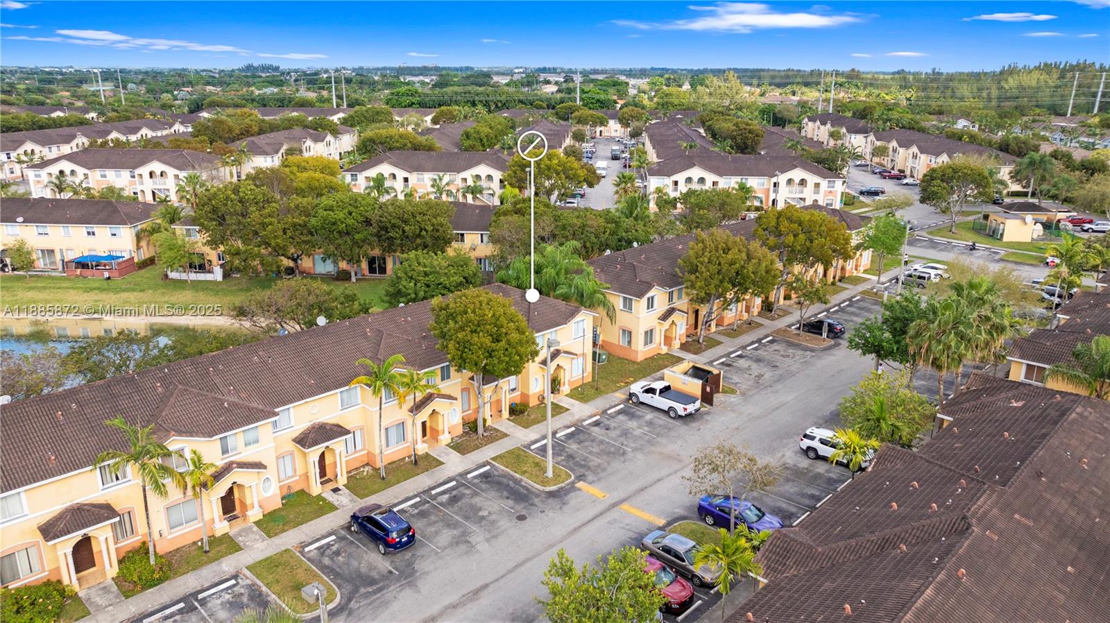 SHOMA TOWNHOMES AT KEYSCO - Residential