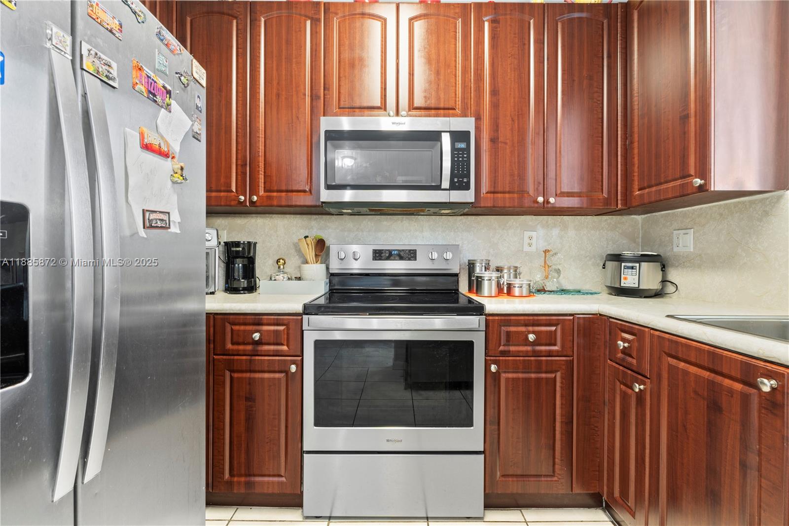 SHOMA TOWNHOMES AT KEYSCO - Residential