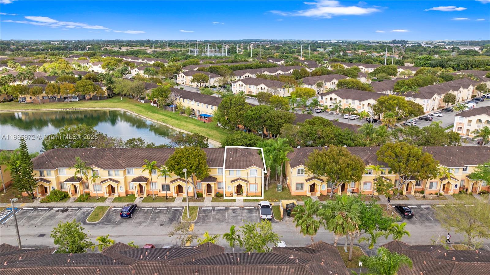 SHOMA TOWNHOMES AT KEYSCO - Residential