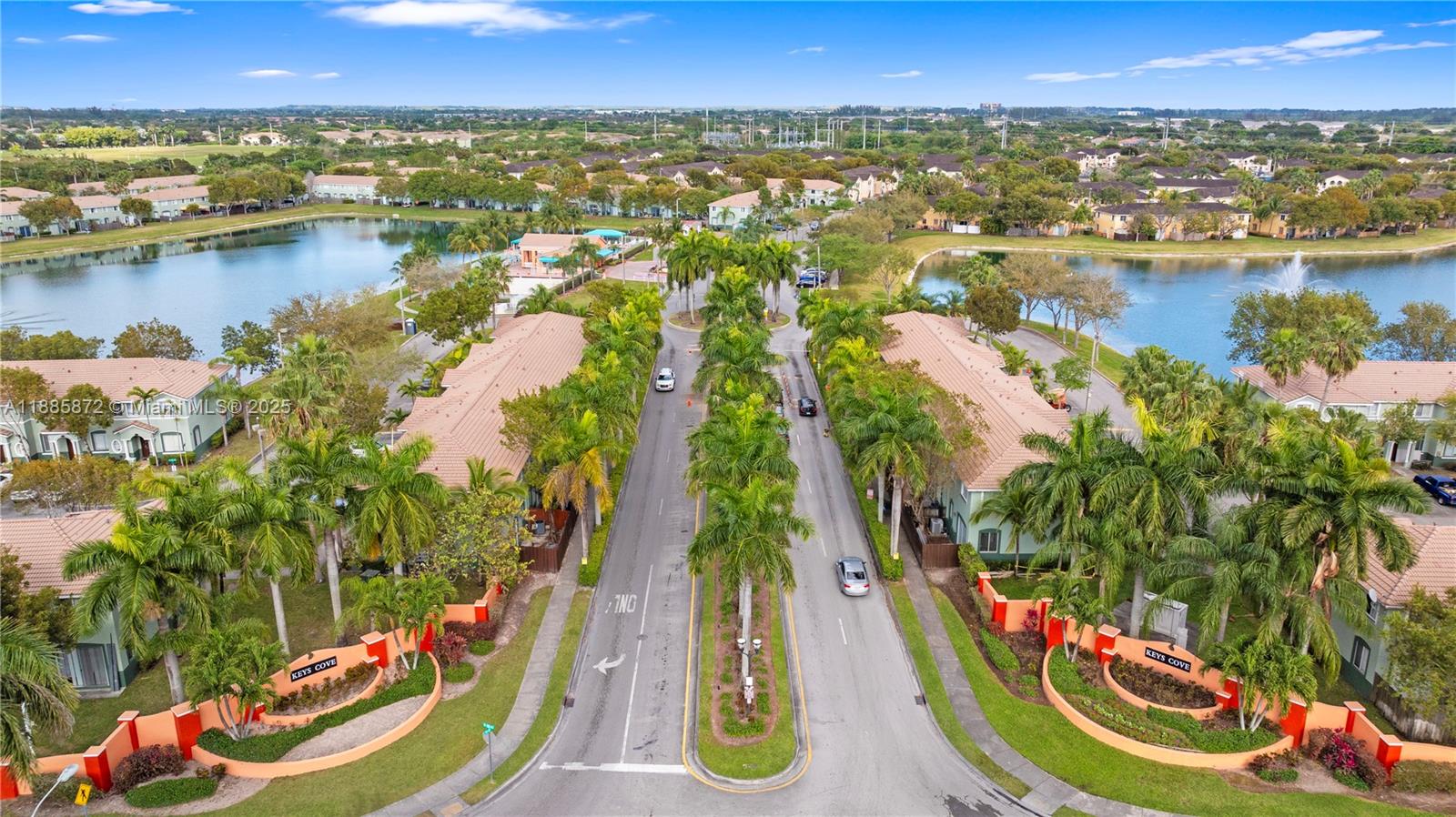 SHOMA TOWNHOMES AT KEYSCO - Residential