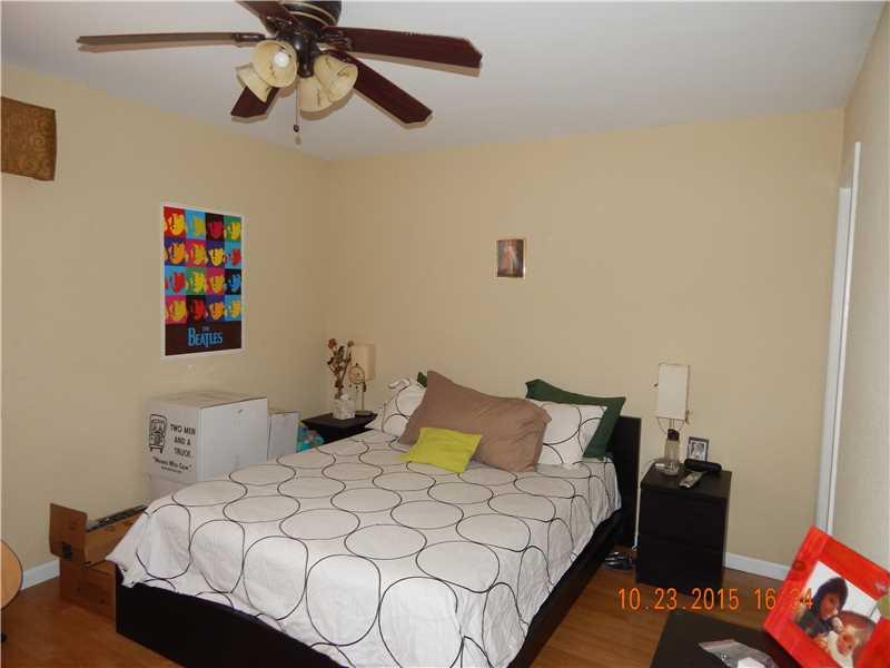 CLUB QUARTERS AT RAINTREE - Residential Lease