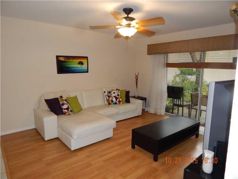 CLUB QUARTERS AT RAINTREE - Residential Lease