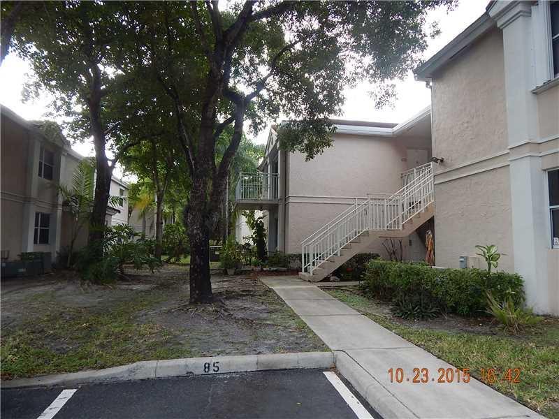 CLUB QUARTERS AT RAINTREE - Residential Lease