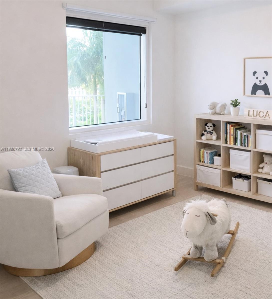 PARAMOUNT BAY CONDO - Residential Lease