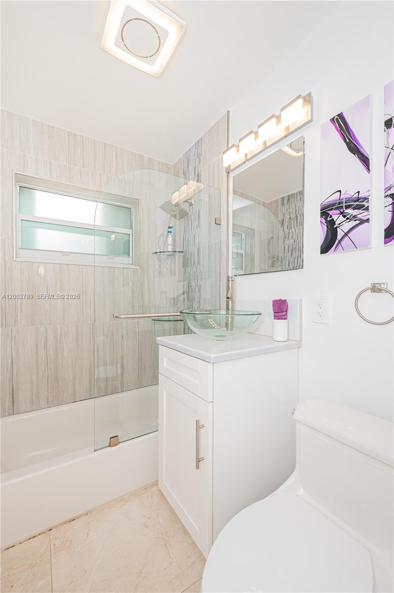 GULFSTREAM ESTATES - Residential Lease