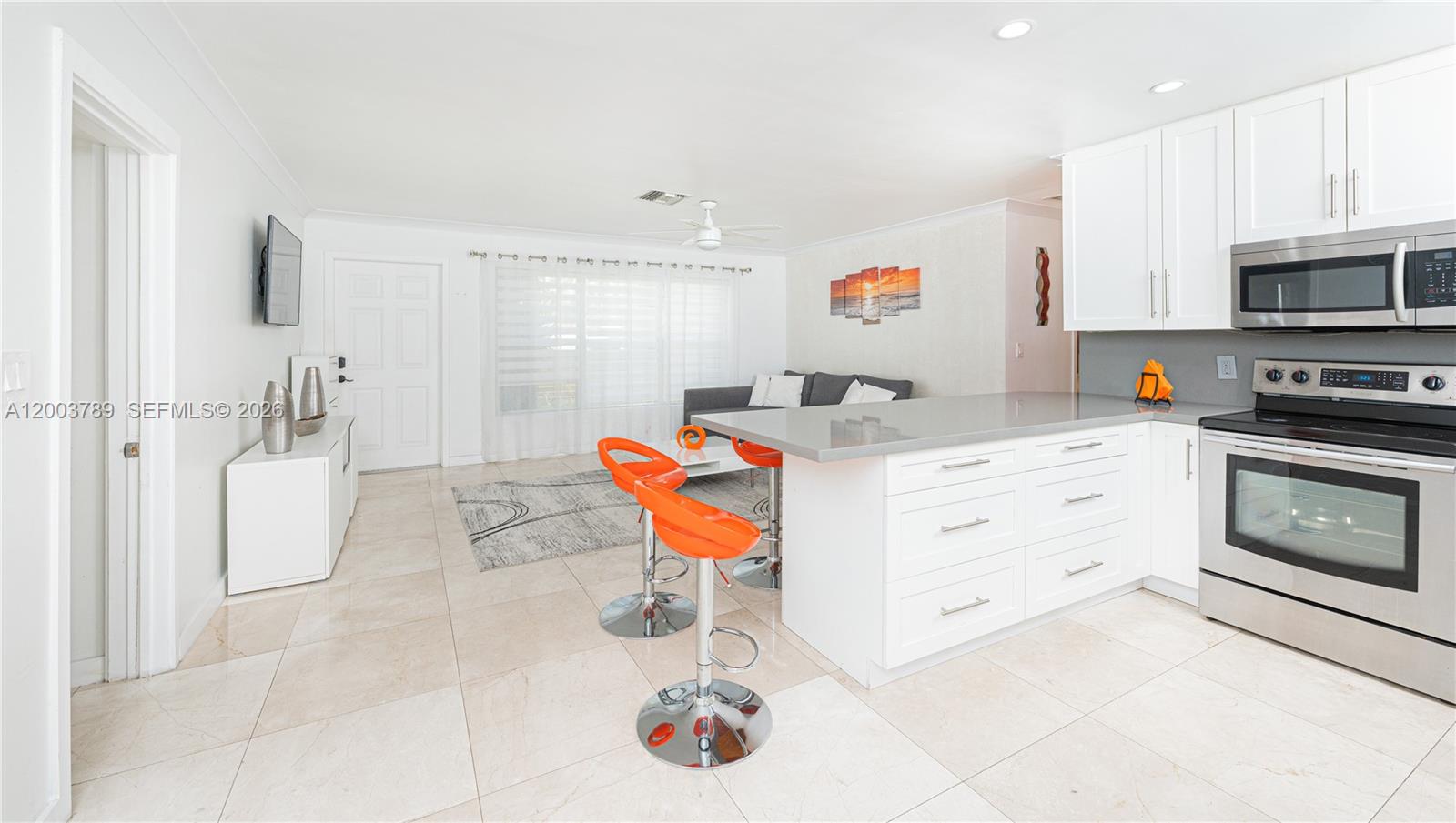 GULFSTREAM ESTATES - Residential Lease