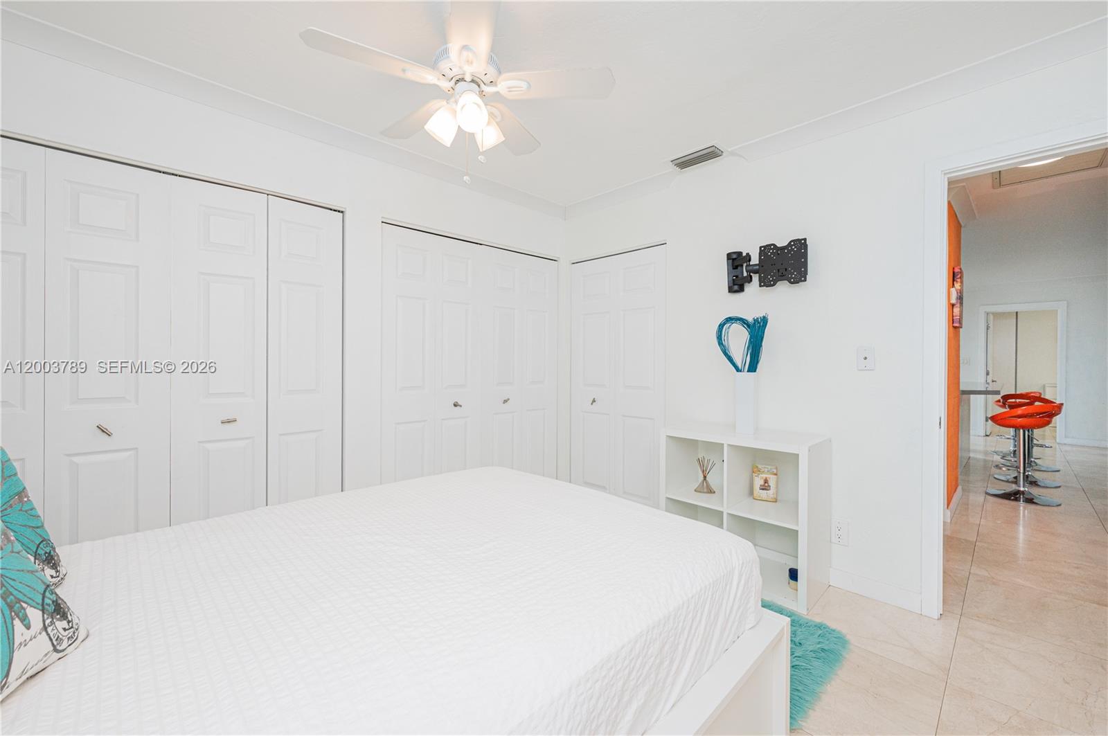 GULFSTREAM ESTATES - Residential Lease