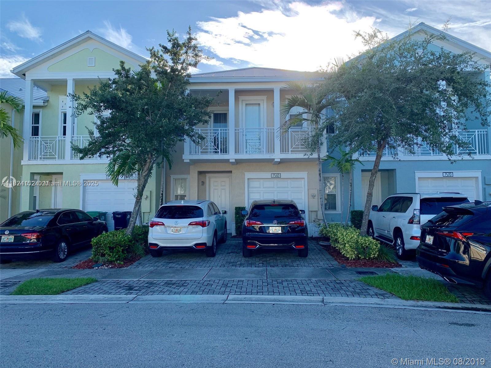 7530 Nw 114th Pl, Doral, Miami-Dade County, Florida - 3 Bedrooms  
3 Bathrooms - 