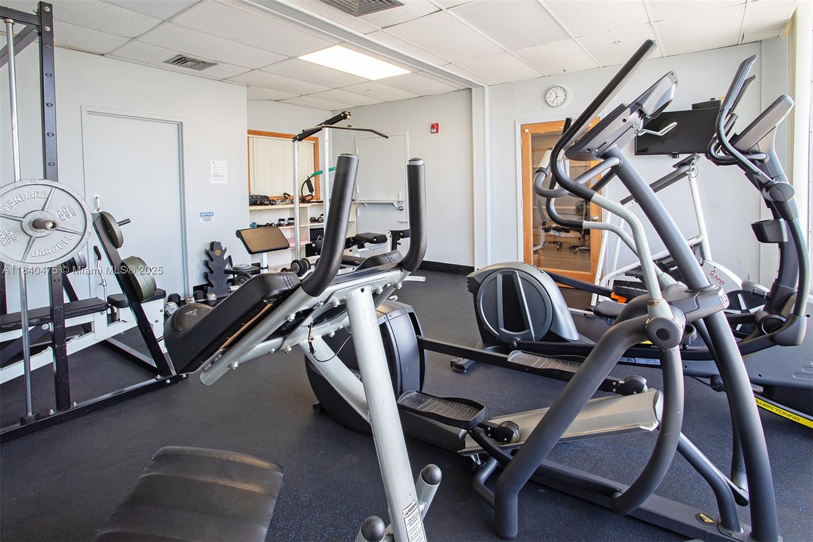 HOME TOWER CONDO - Residential