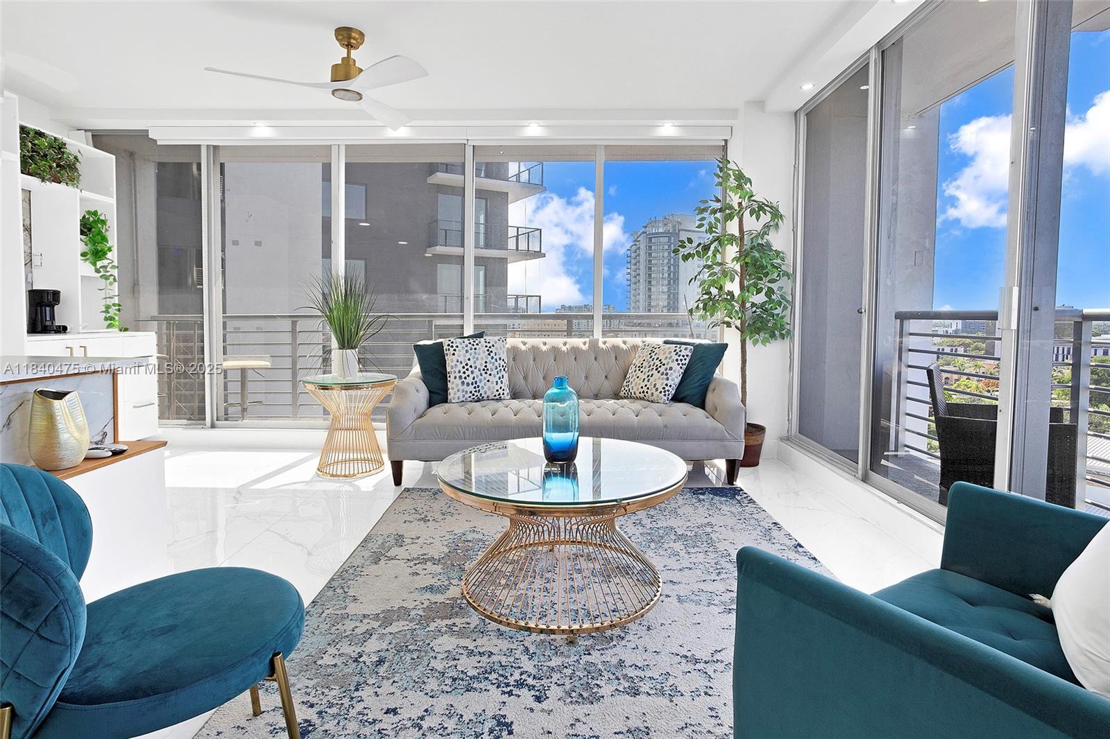 HOME TOWER CONDO - Residential