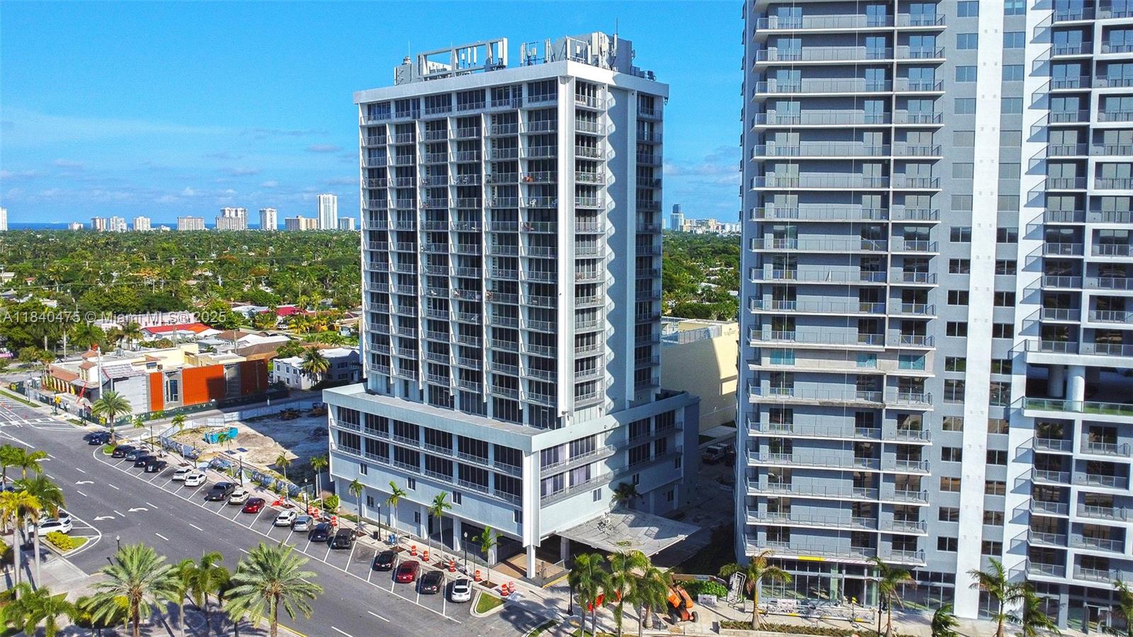 HOME TOWER CONDO - Residential