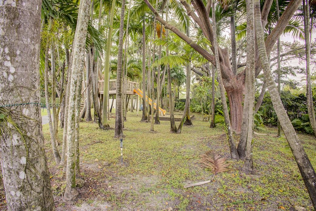 REEVES MANOR - Residential