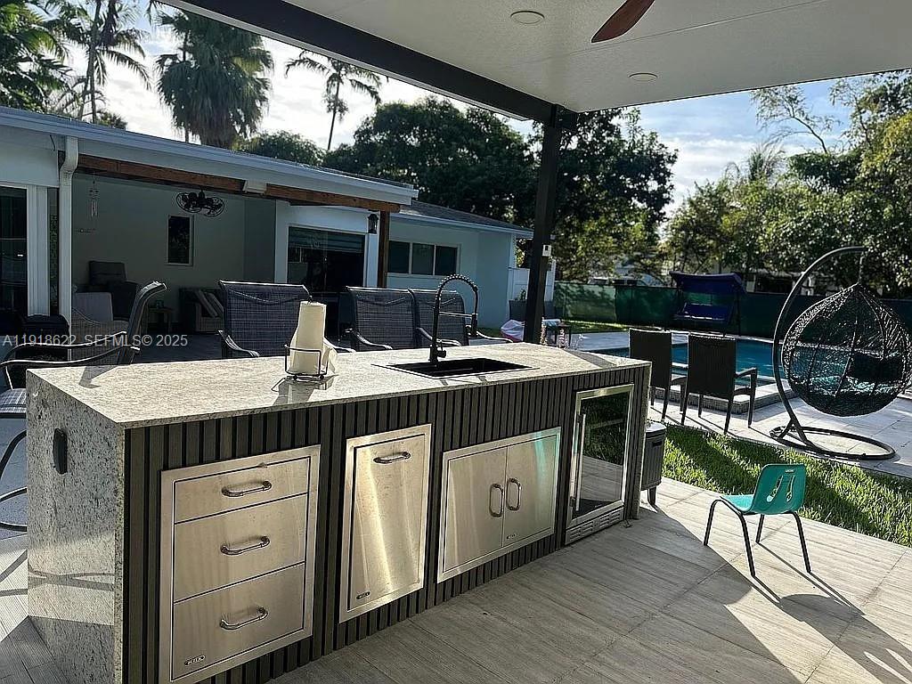 REEVES MANOR - Residential