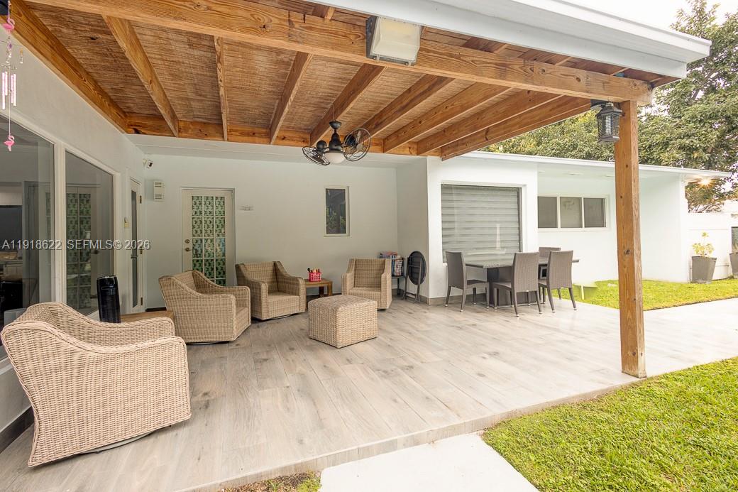 REEVES MANOR - Residential