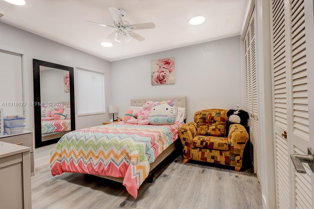 REEVES MANOR - Residential