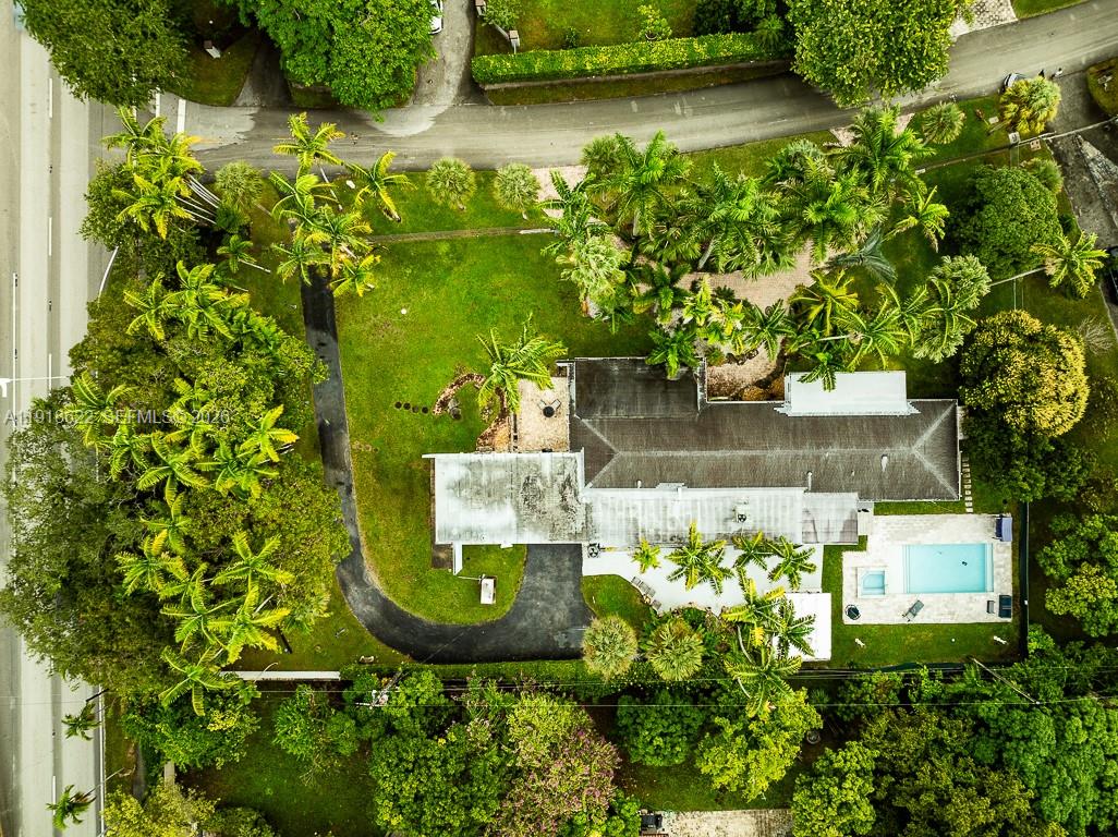 REEVES MANOR - Residential