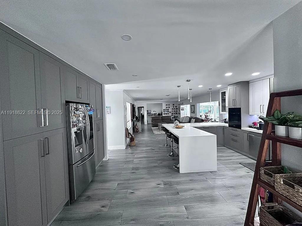 REEVES MANOR - Residential