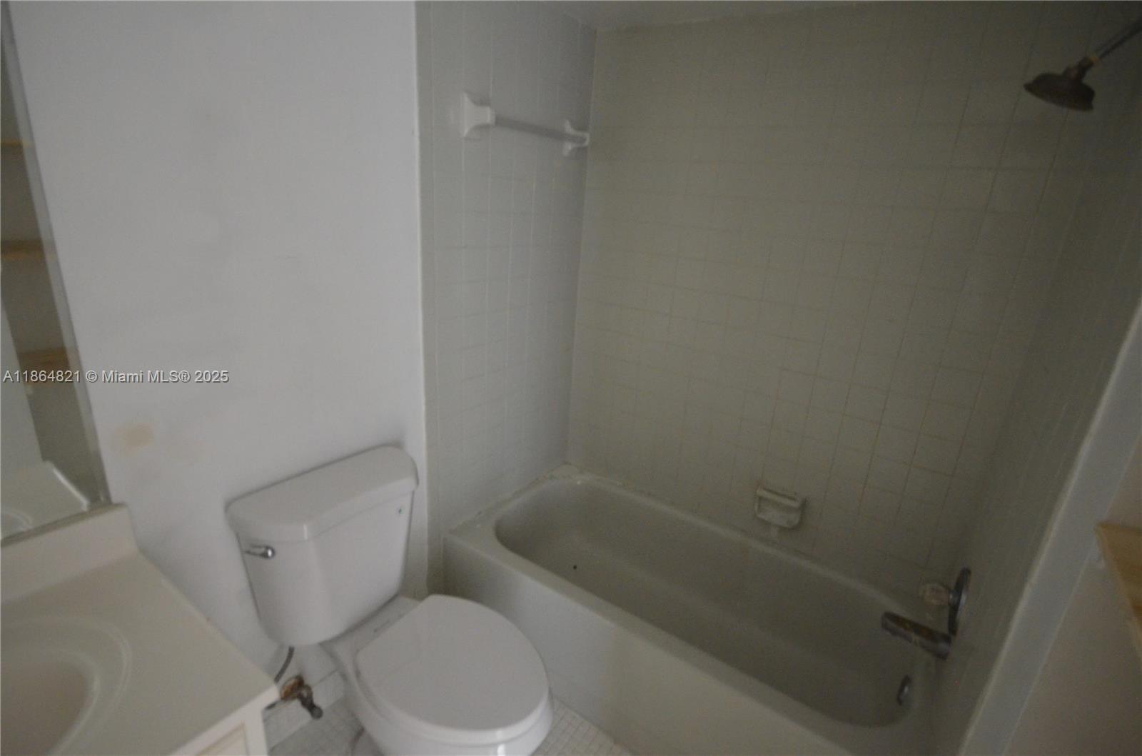 TENNIS CLUB BROOKS CONDO - Residential