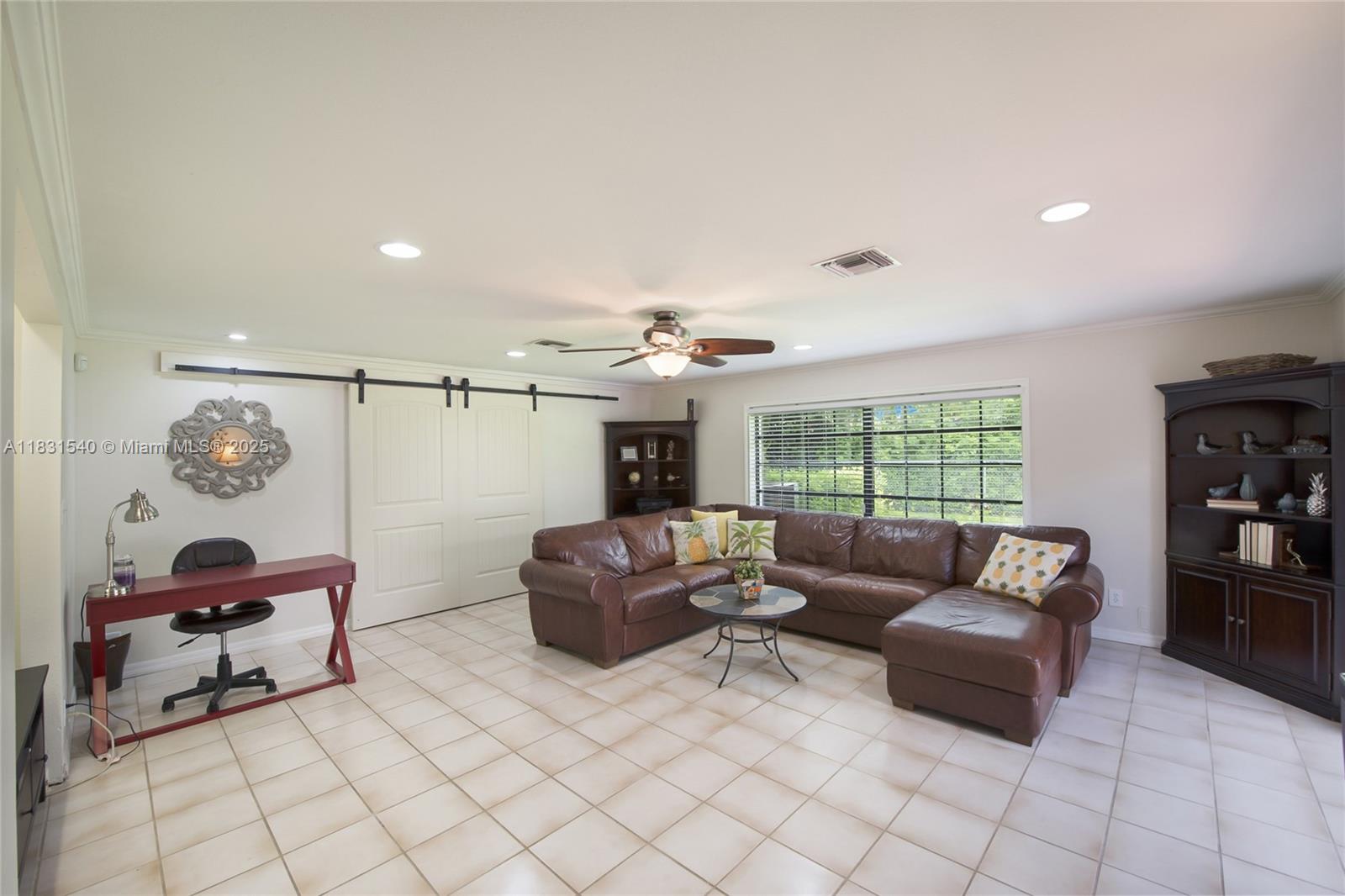 7825 SW 98 St
