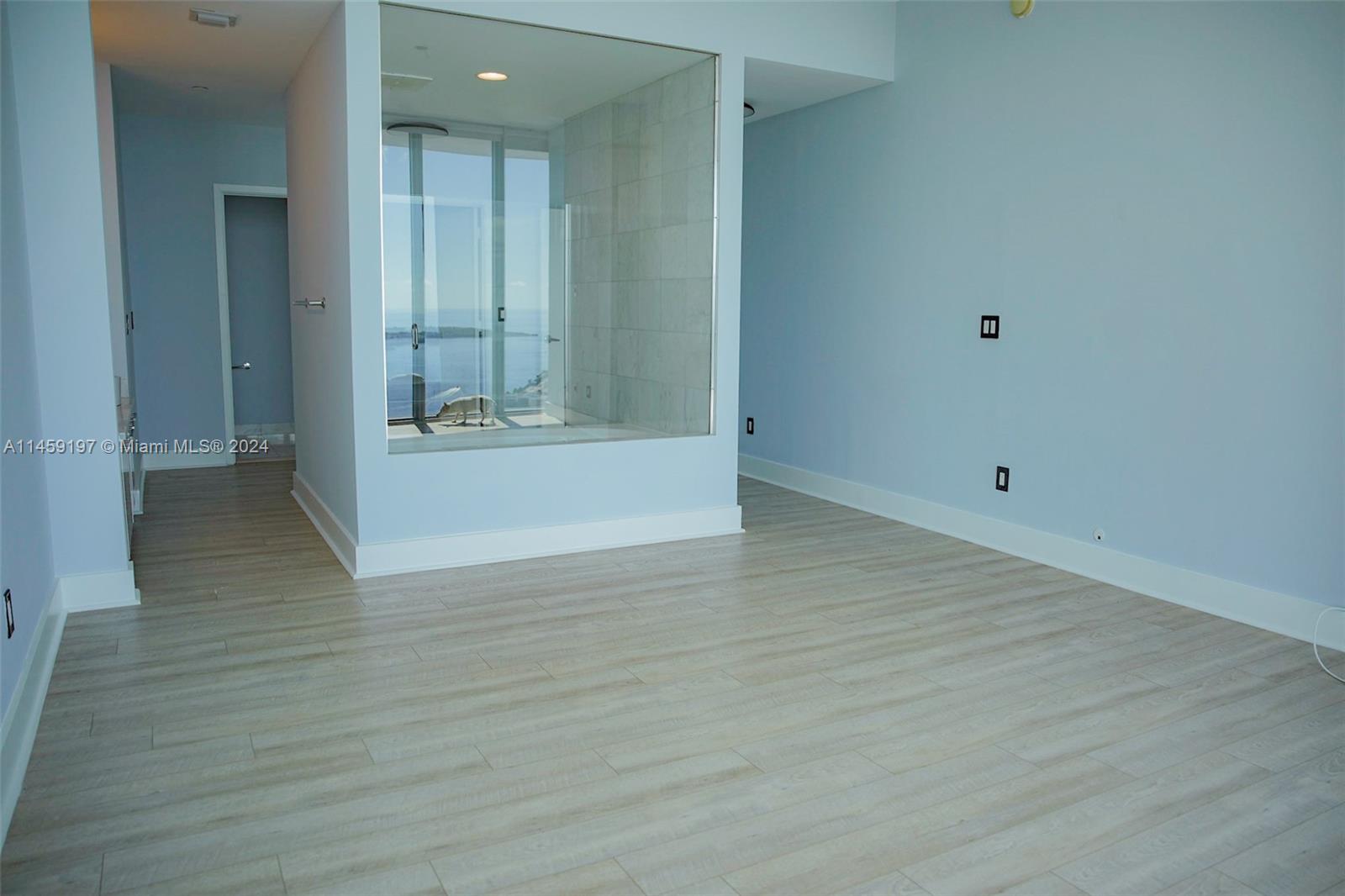 MARINABLUE CONDO - Residential