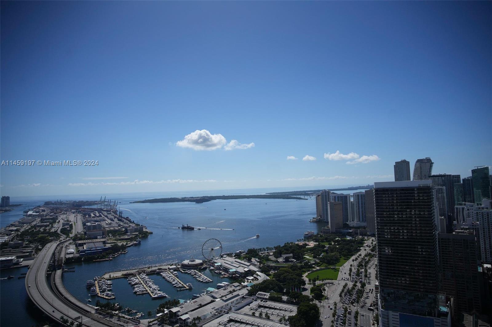 MARINABLUE CONDO - Residential