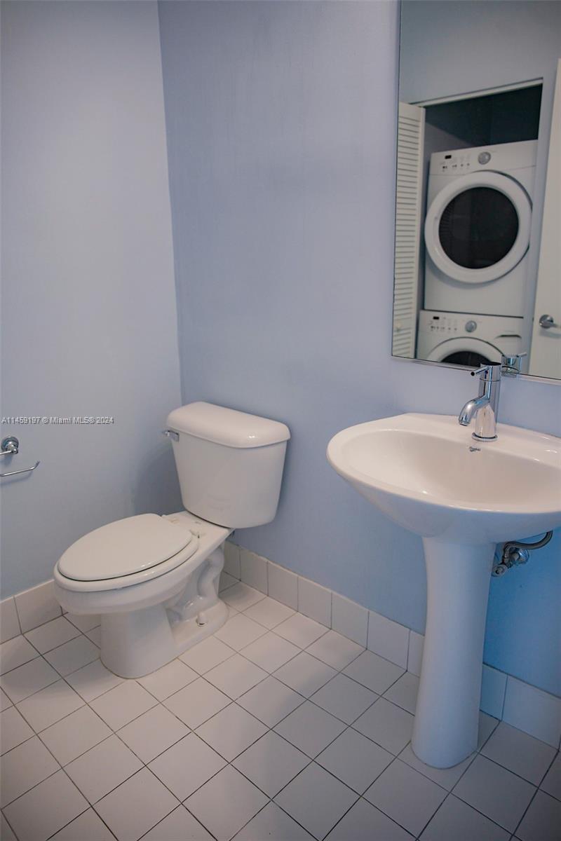 MARINABLUE CONDO - Residential