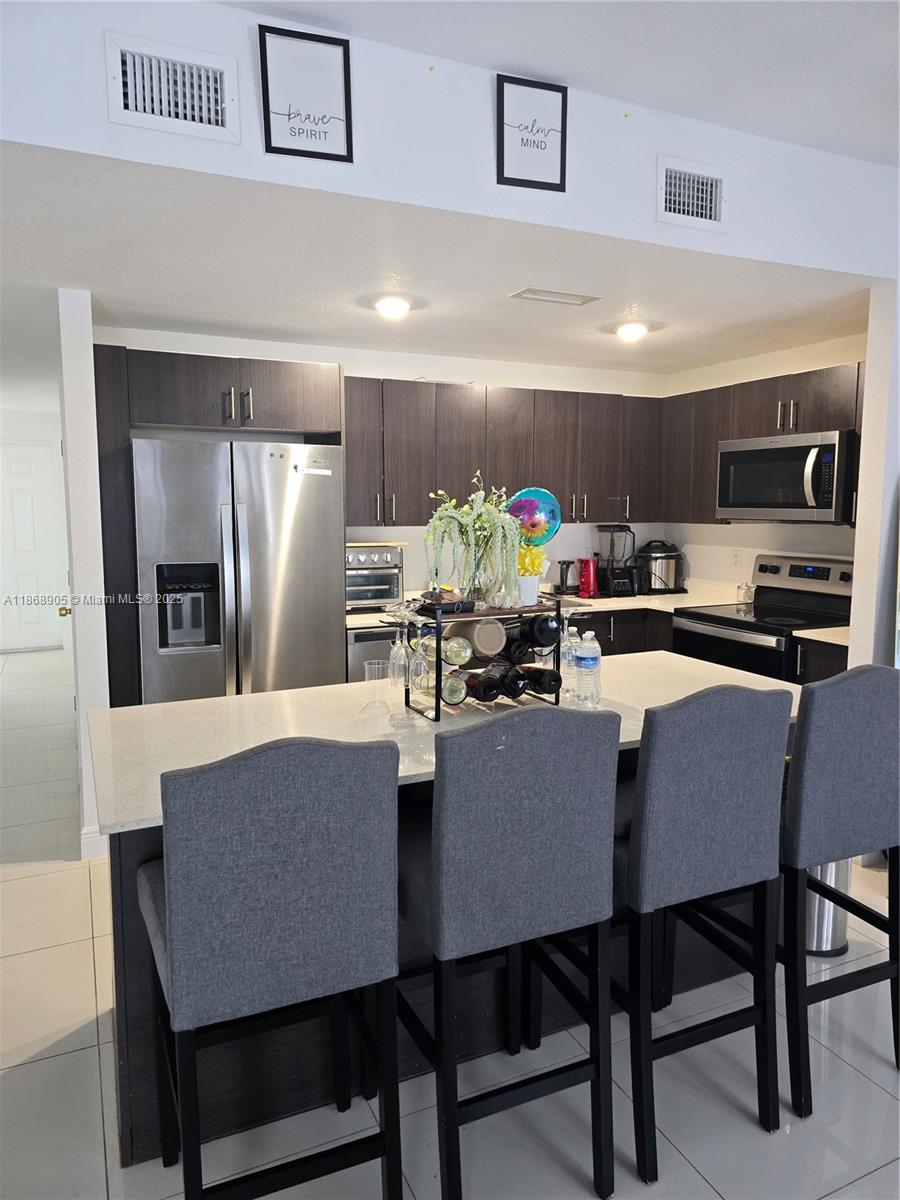 PARADISE ONE - Residential Lease