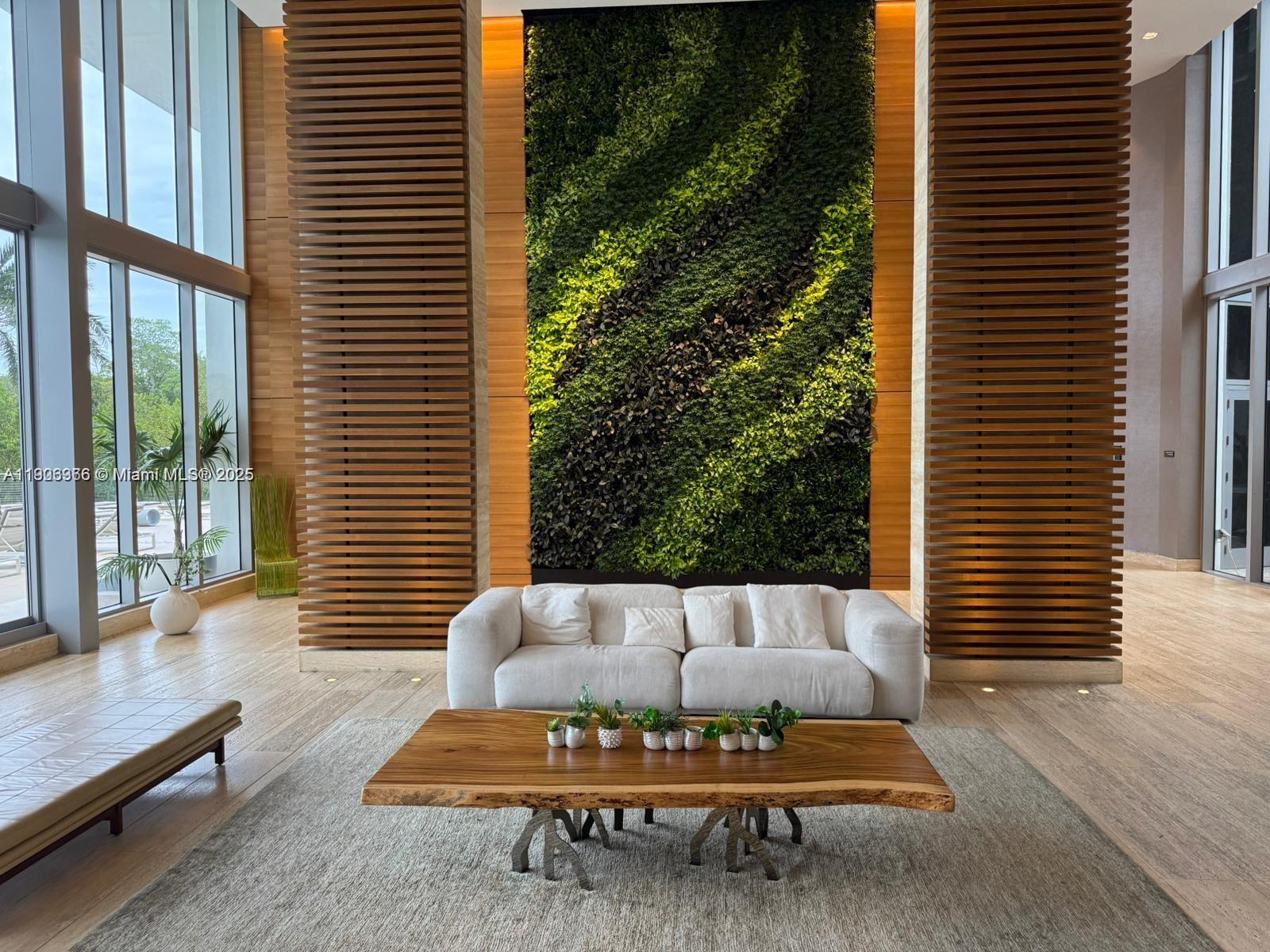 THE HARBOUR NORTH CONDO - Residential Lease