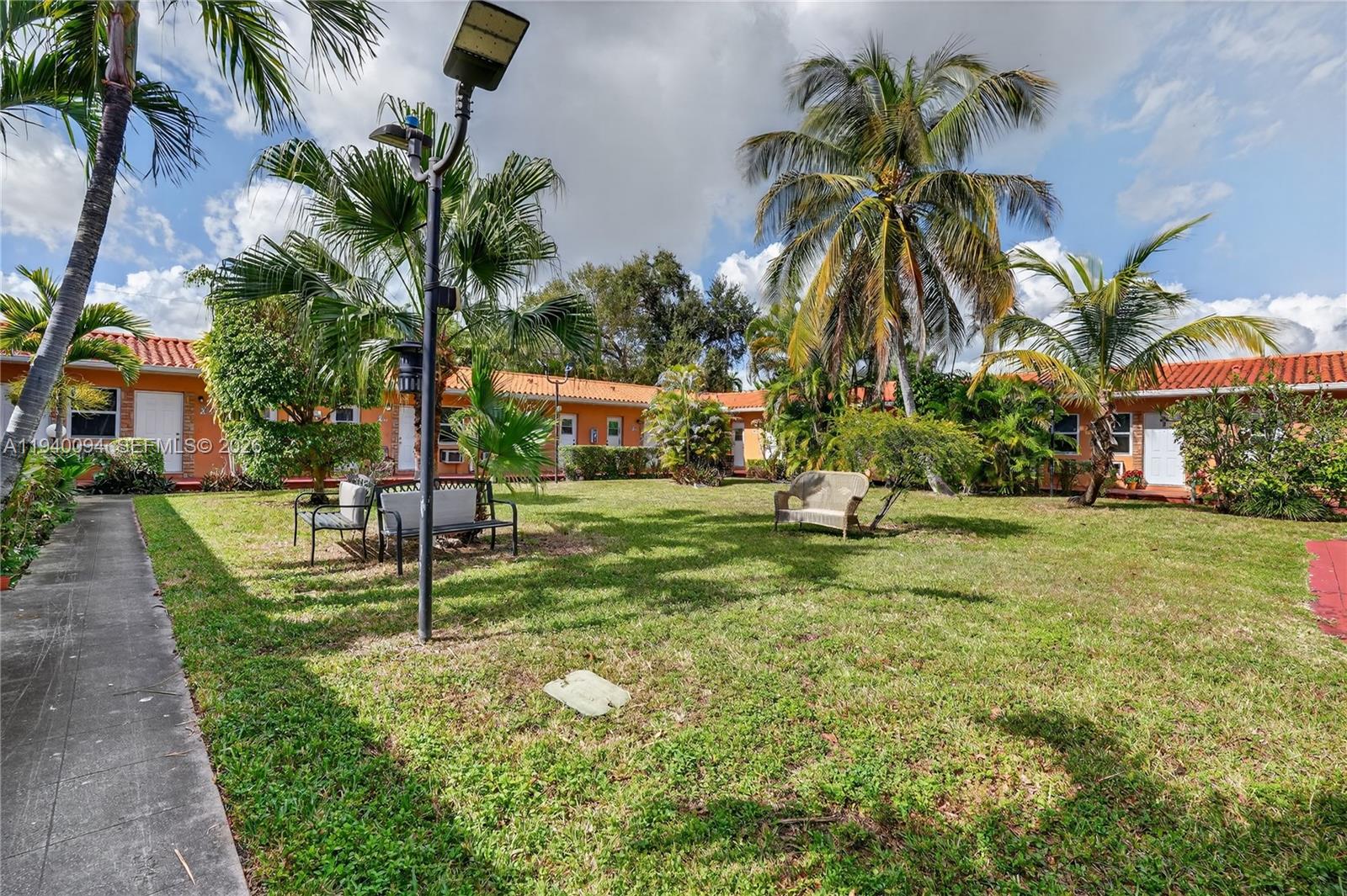 COLLINGWOOD - Residential Lease